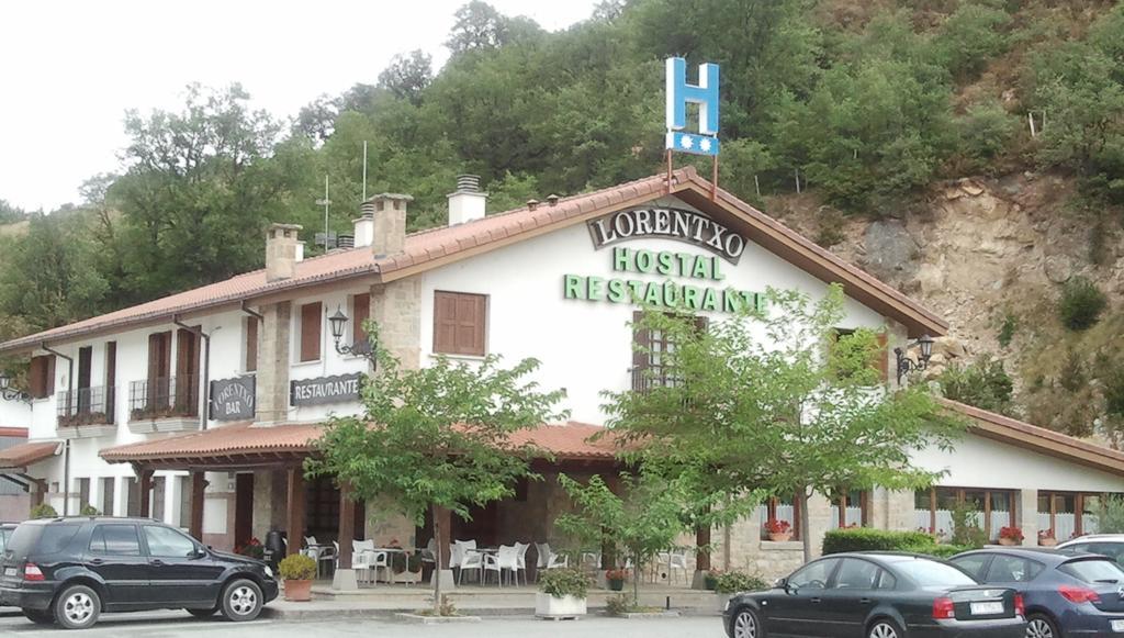 Hostal Lorentxo Олаве Экстерьер фото