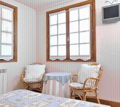 Hostal Lorentxo Олаве Номер фото
